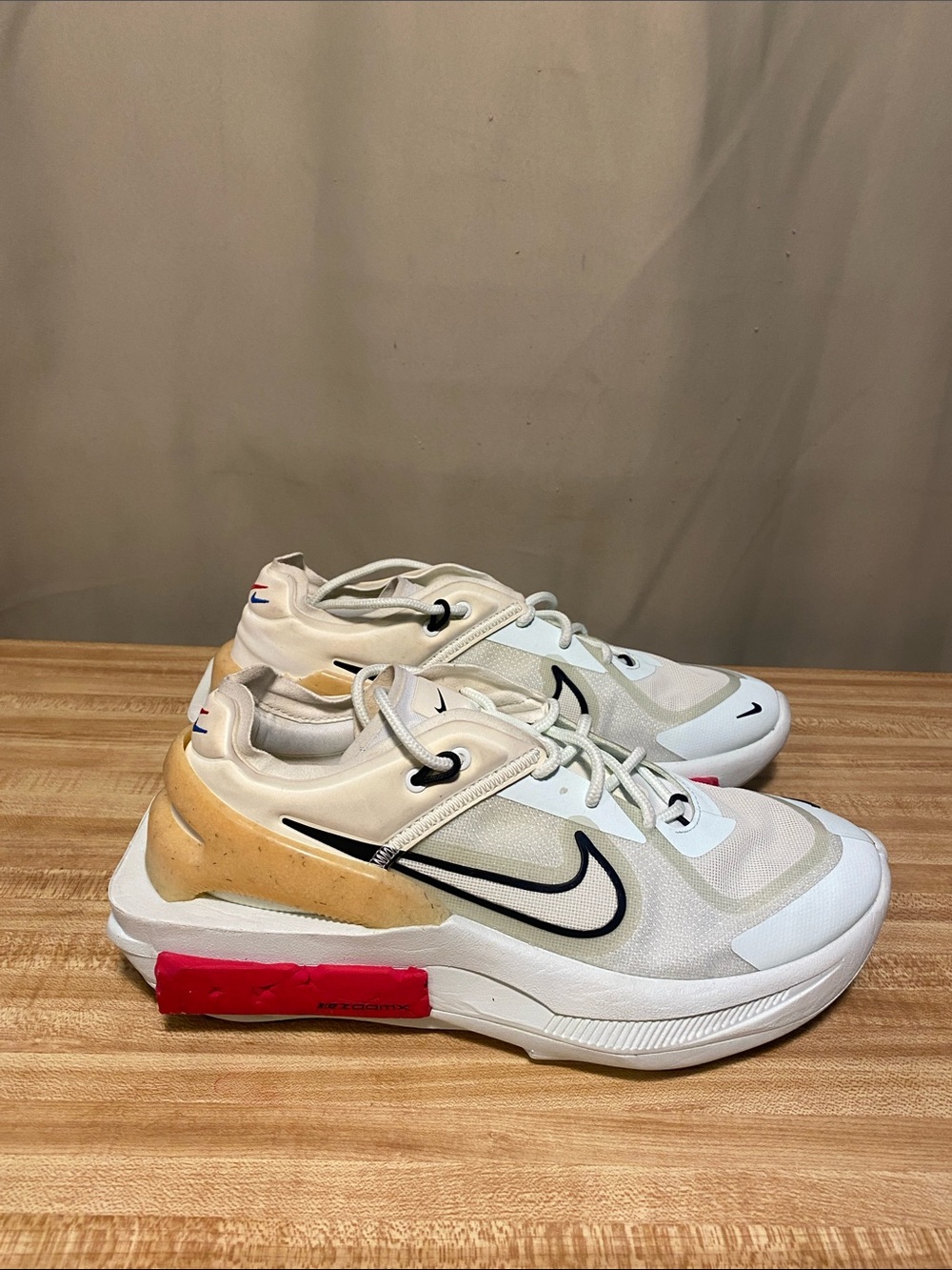 Nike Fontana Edge Zoom X  Barely Green sneaker (CU1450-300) size 8.5